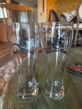 Medieval Times Clear Glass Pilsner Set (Clear)